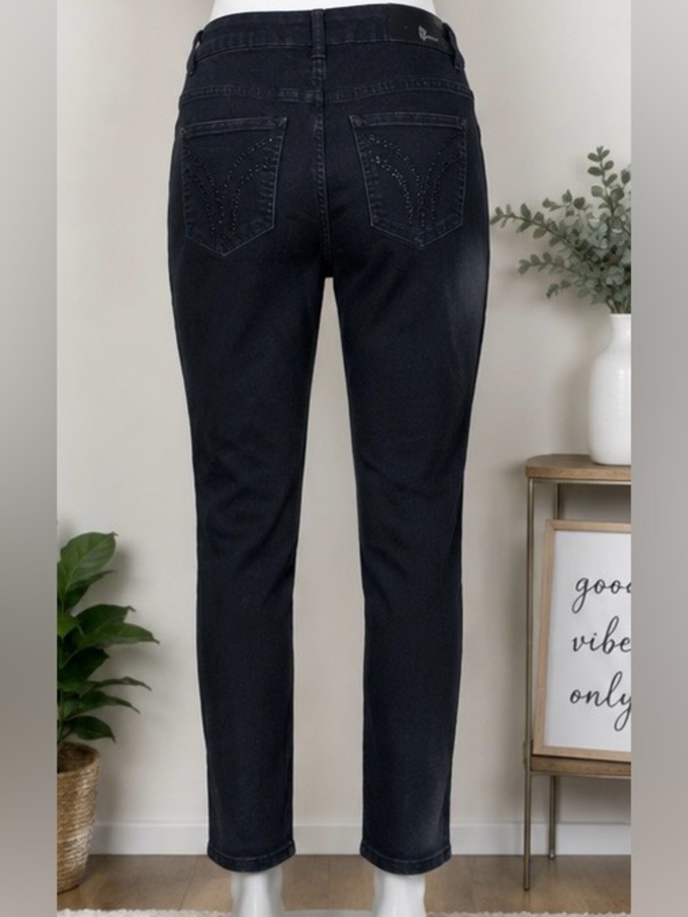 Black Women’s Jeans with Embellished Back Pockets - Brand: